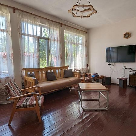 Tatev Guest House エクステリア 写真