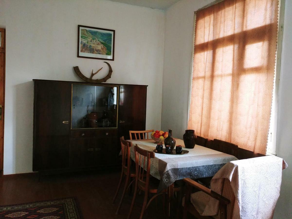 Tatev Guest House エクステリア 写真