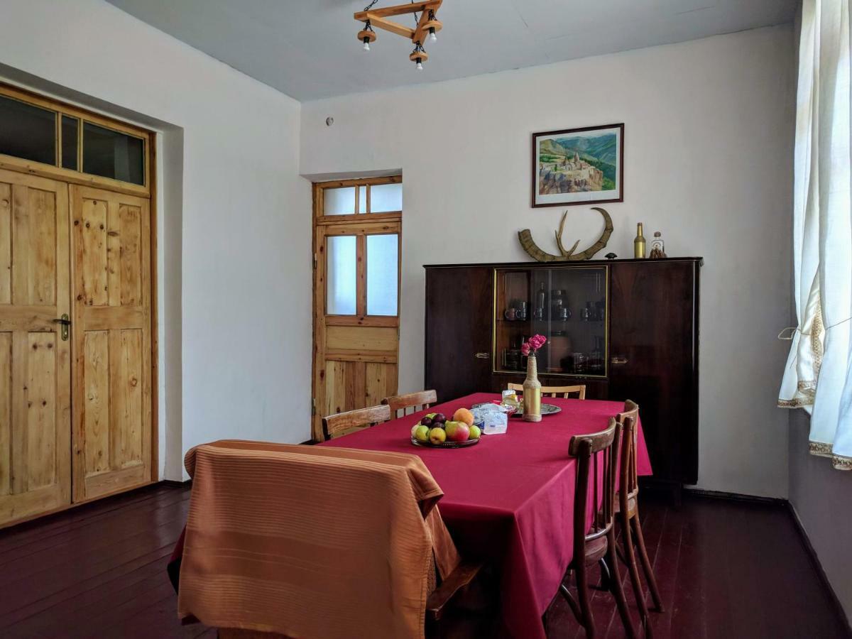 Tatev Guest House エクステリア 写真
