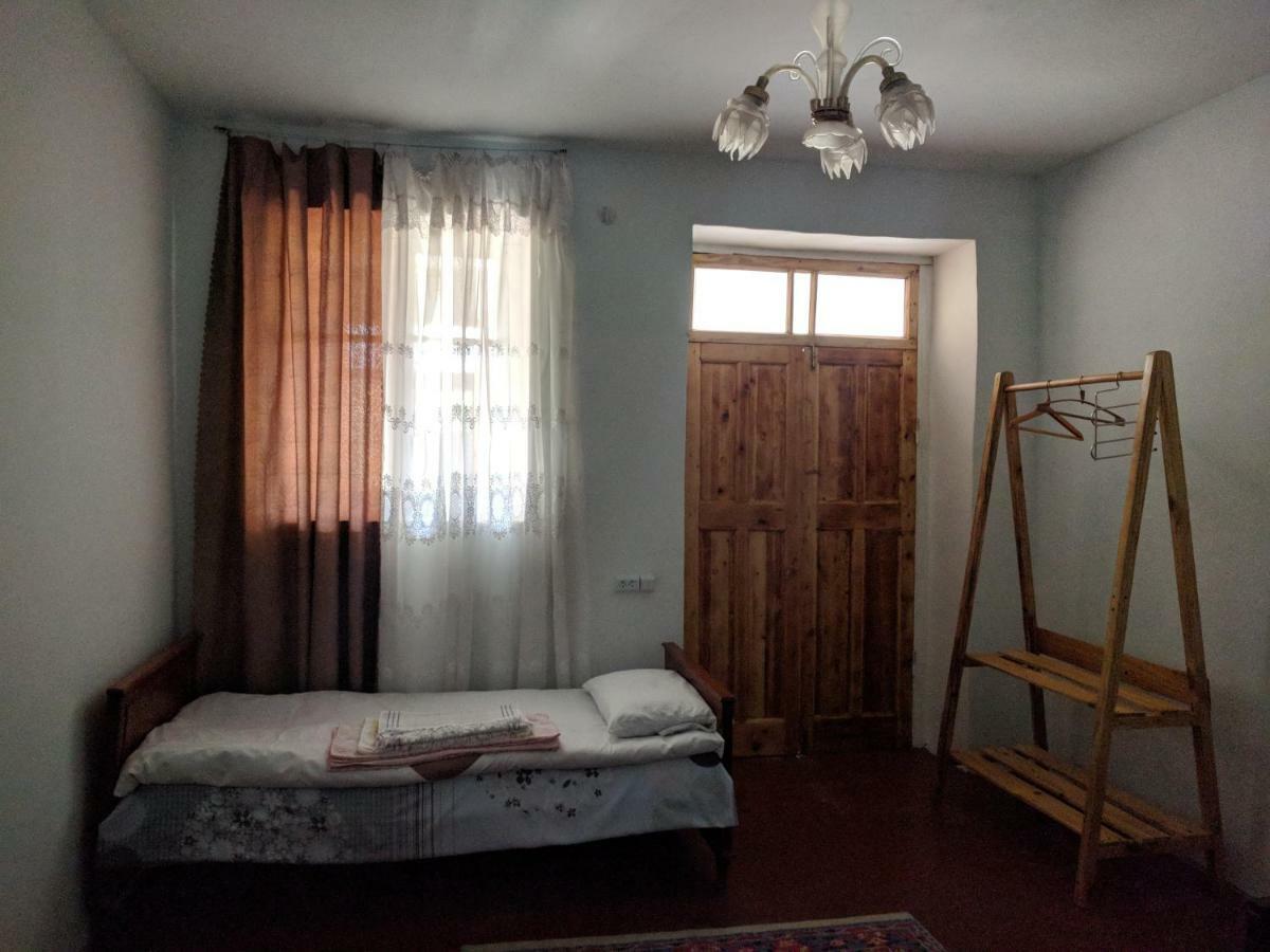 Tatev Guest House エクステリア 写真